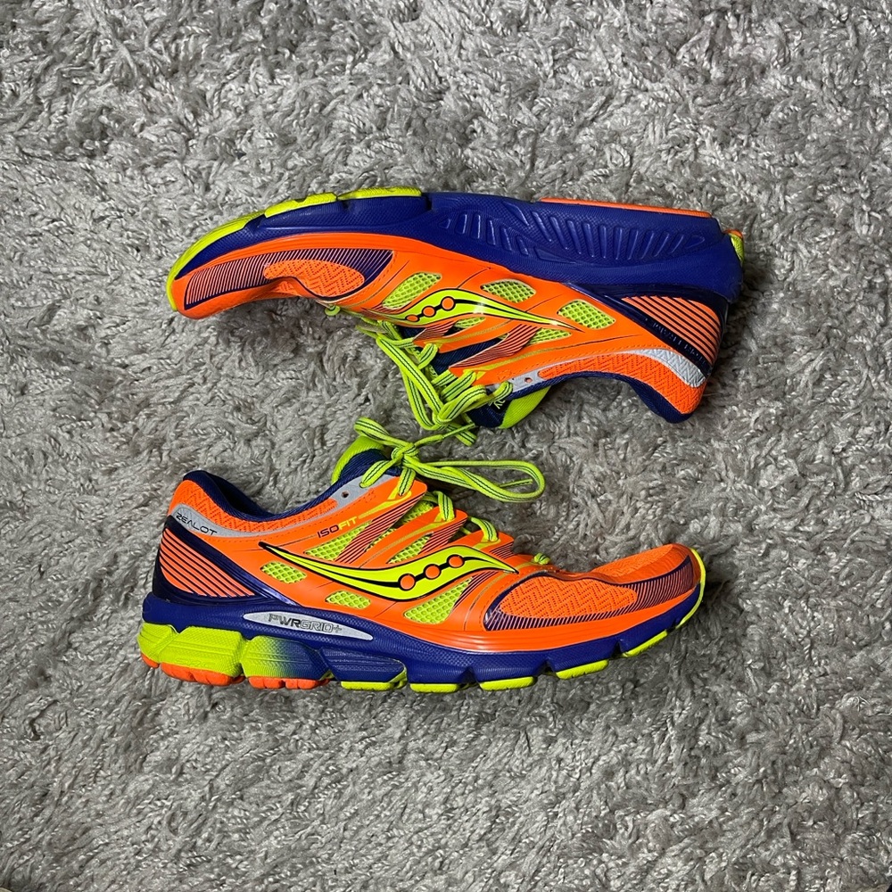 Men’s Saucony Zealot Power Grid ISO Fit Running Shoes